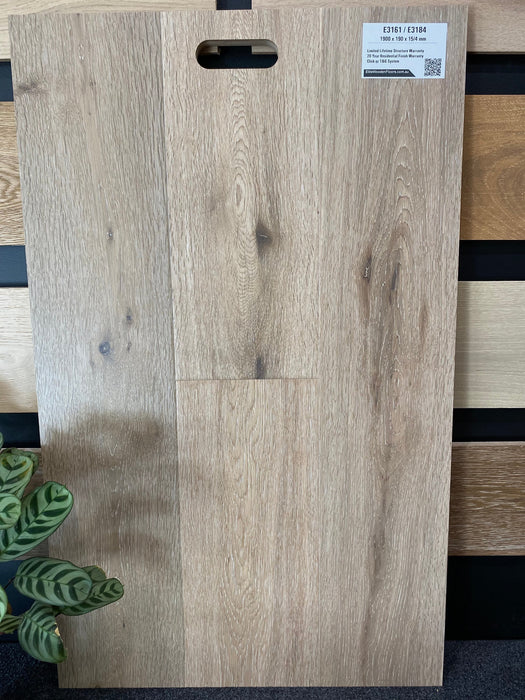 E3161 Premium Straight Board Engineered Oak 15/4mm